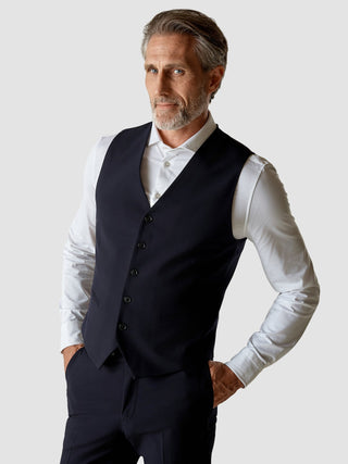 Essential Vest Midnight Blue