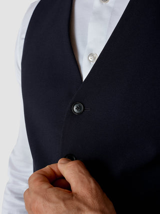 Essential Vest Midnight Blue