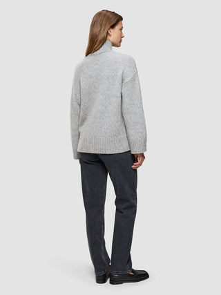 Women's Chunky Soft Wool Knit Turtleneck Medium Grey Melange