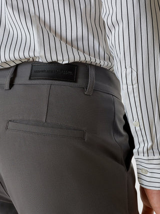 Essential Pants Regular Grey