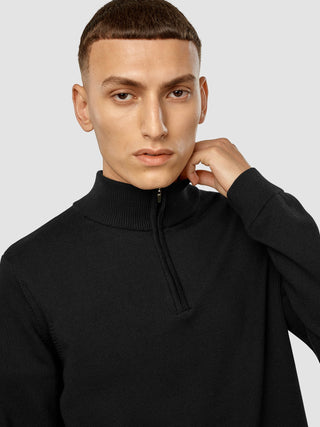 Everyday Knit Half Zip Black