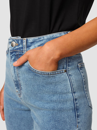 Jeans Tapered Snow Blue Wash