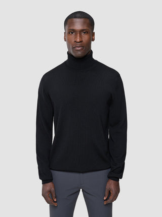 Seamless Premium Merino Knit Turtleneck Black