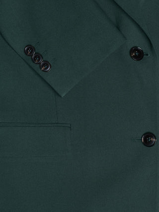 Nahaufnahme des dunkelgrünen „Women Ease Blazer Evergreen“ mit Ärmeln und Taschen im minimalistischen, skandinavischen Design.