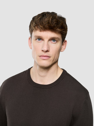 Seamless Core Knit Crewneck Dark Brown