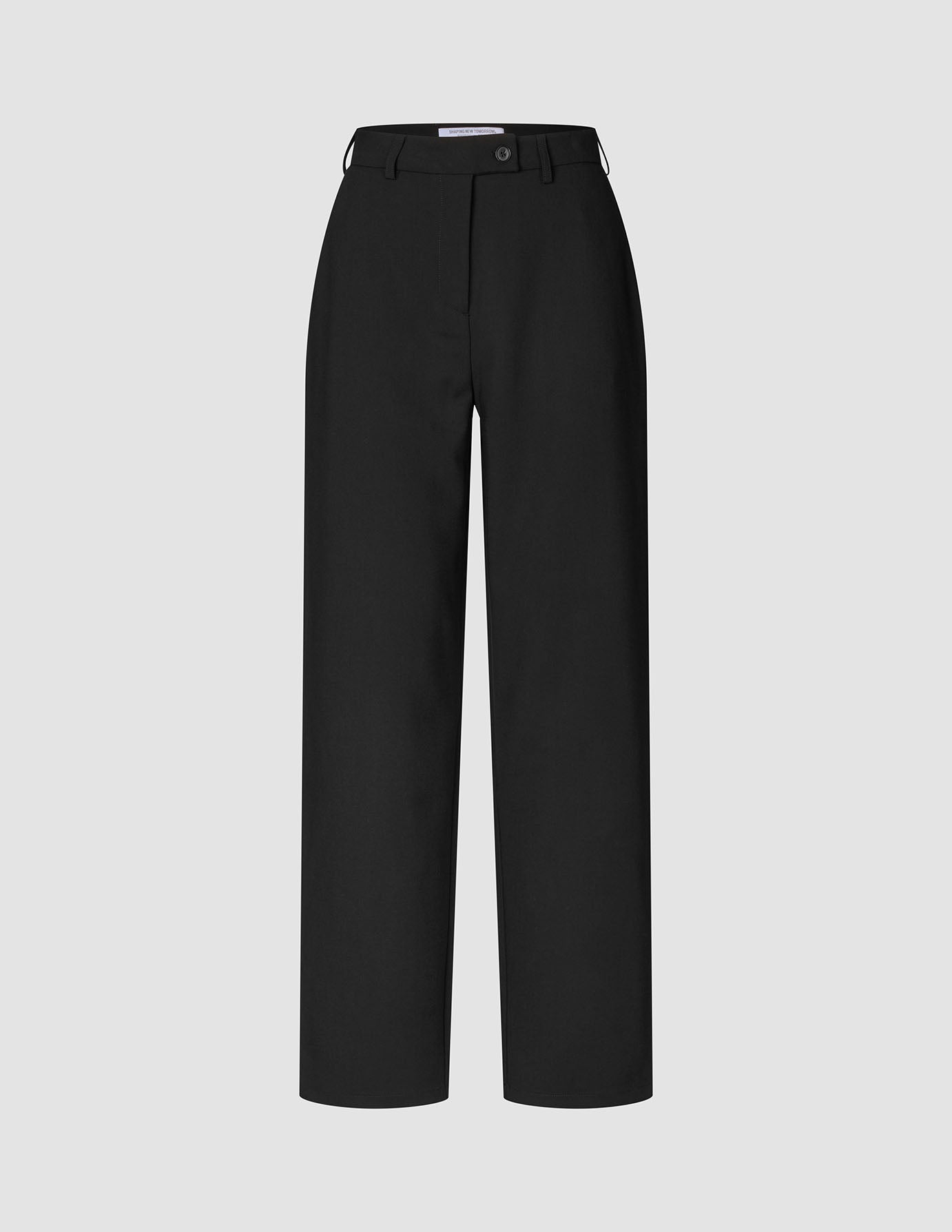 Damenhose GO2 Straight Black aus schwarzem Doubleface-Material mit hoher Taille und geradem Bein, mit Knopfverschluss und Gürtelschlaufen.
