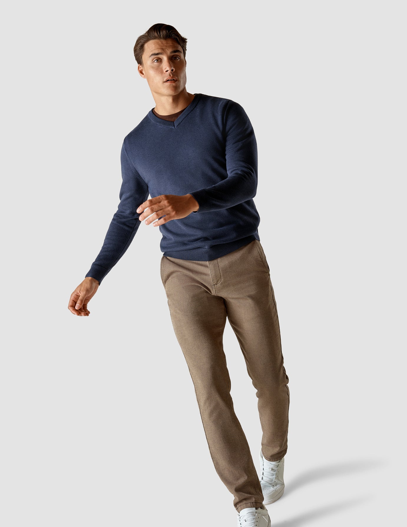 Fine Knit V-neck