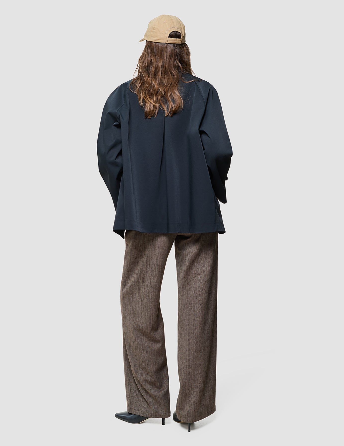 From first coffee to last meeting