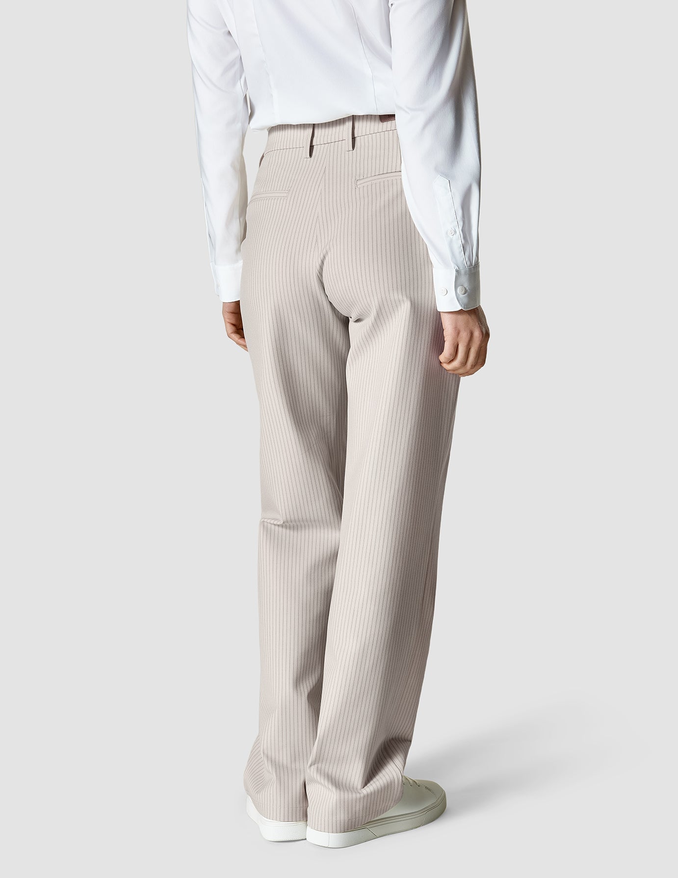 Essential Pants Straight Cream Latte