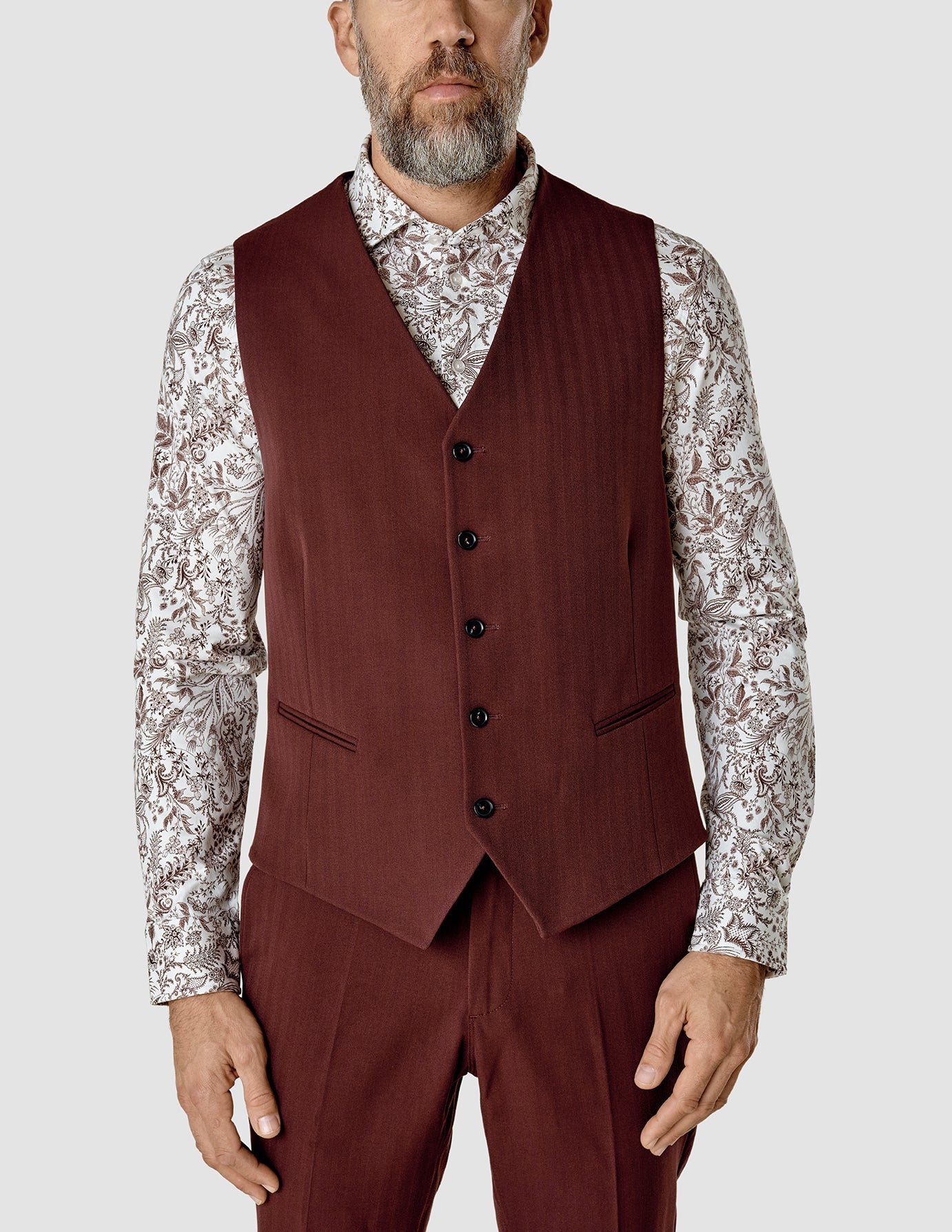 Essential Vest Mahogany