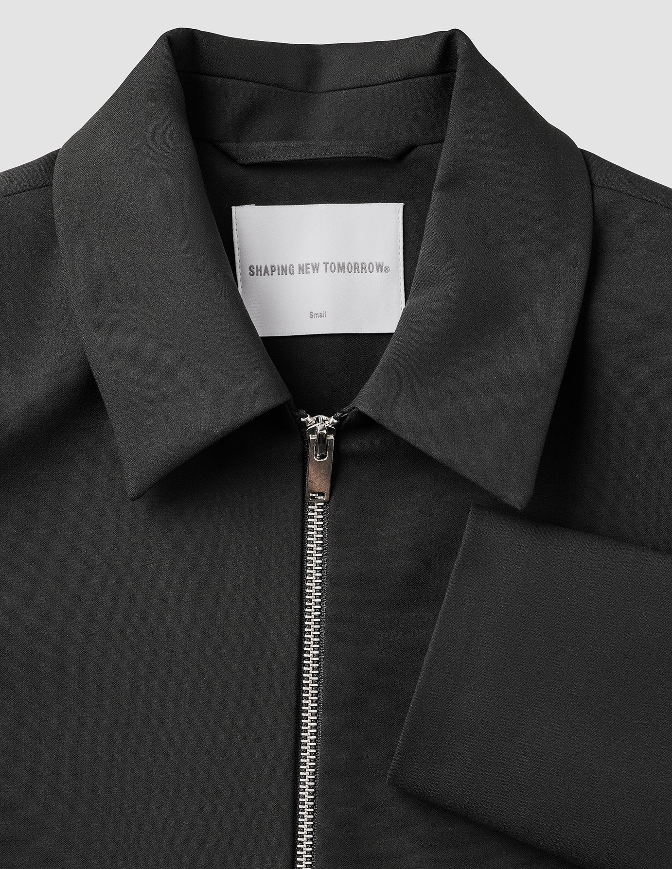 Essential Short Zip Jacket Black