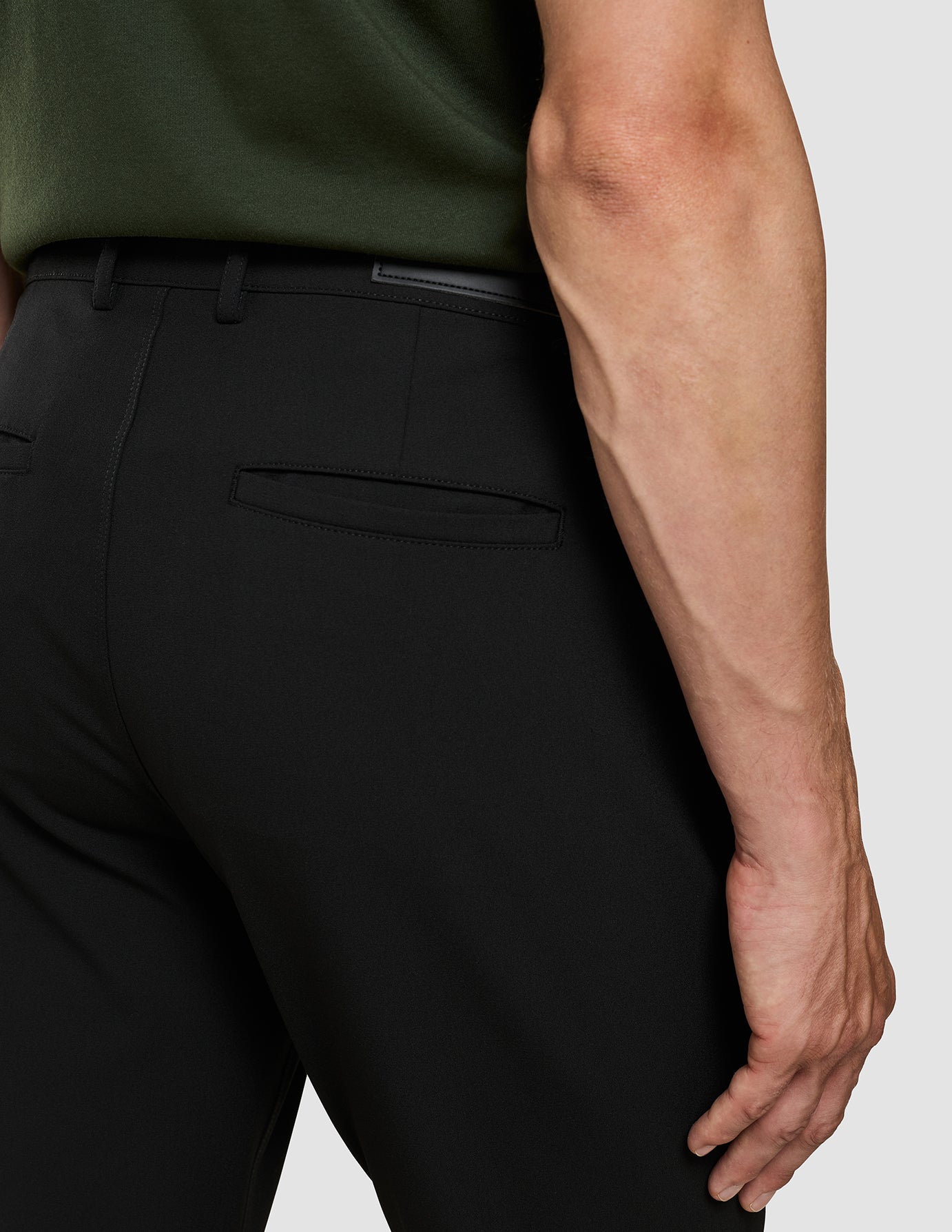 Essential Pants Slim Black