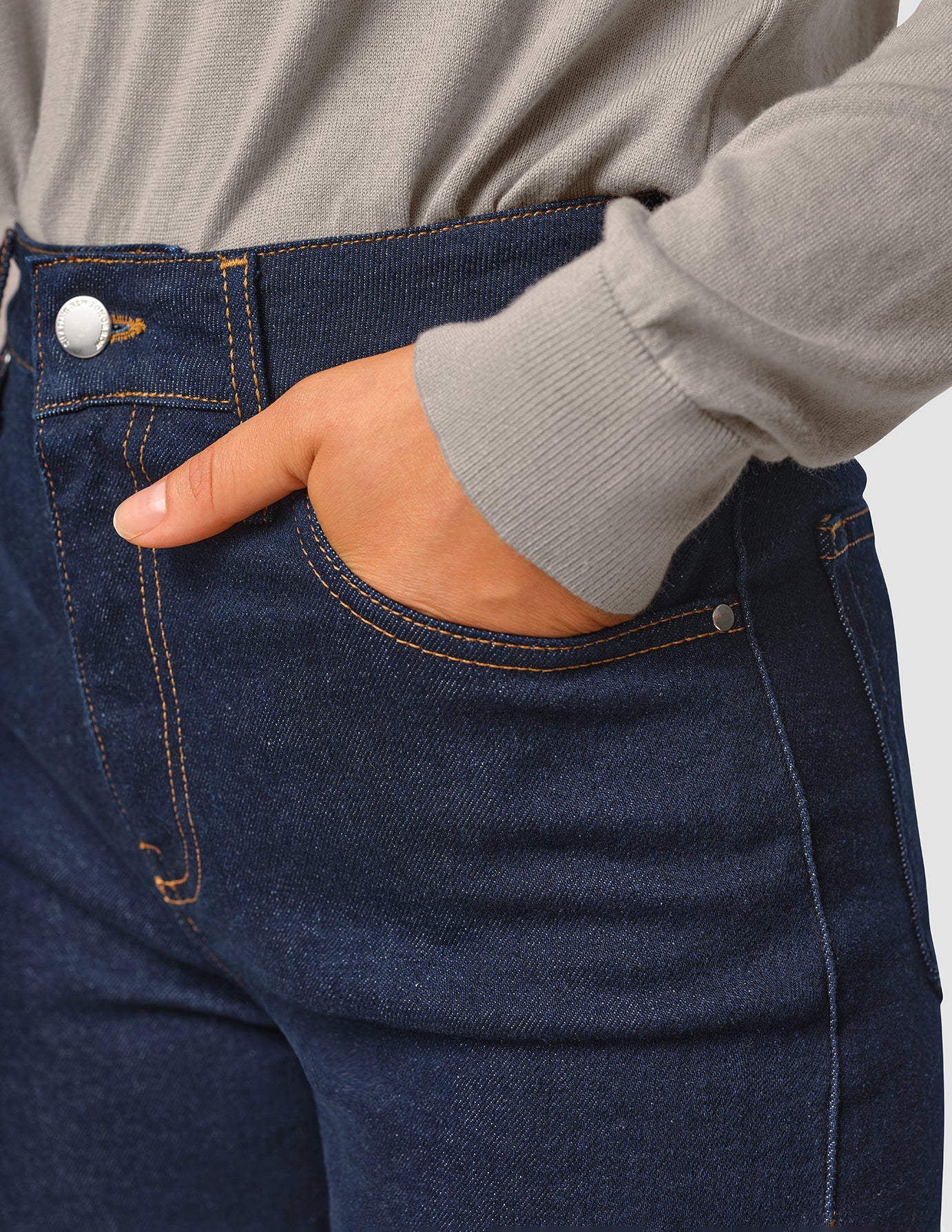 Jeans Tapered Dark Blue