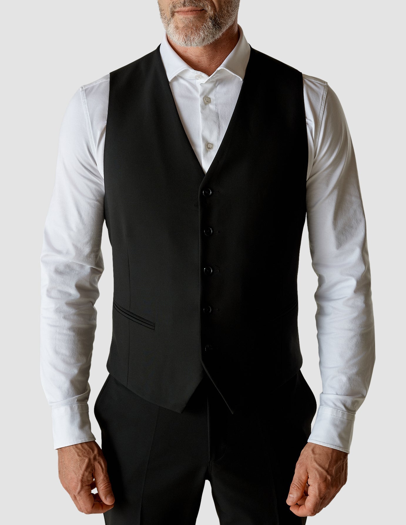 Essential Vest Black