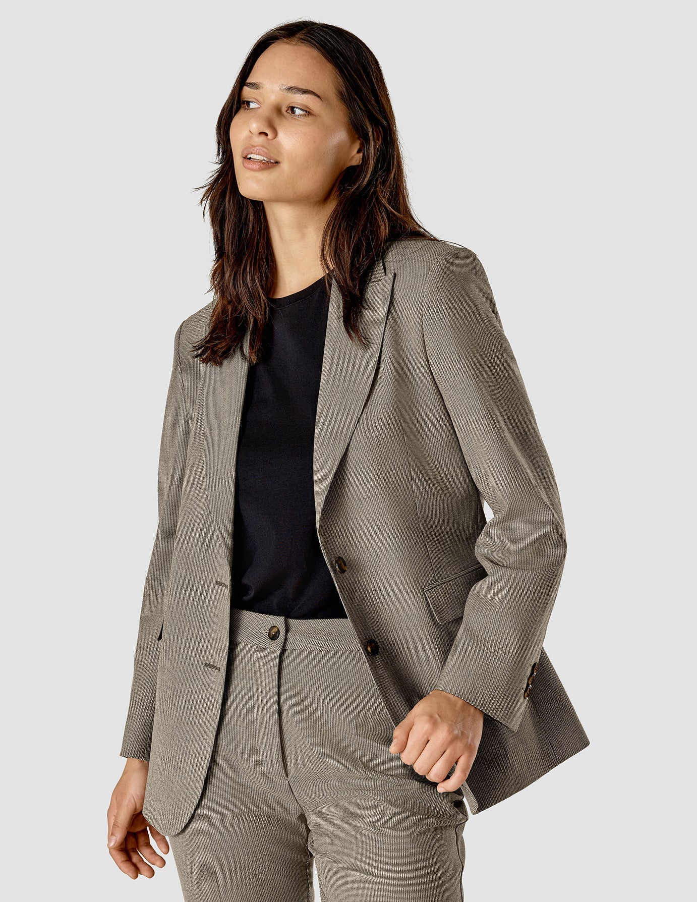 Essential Blazer Latte