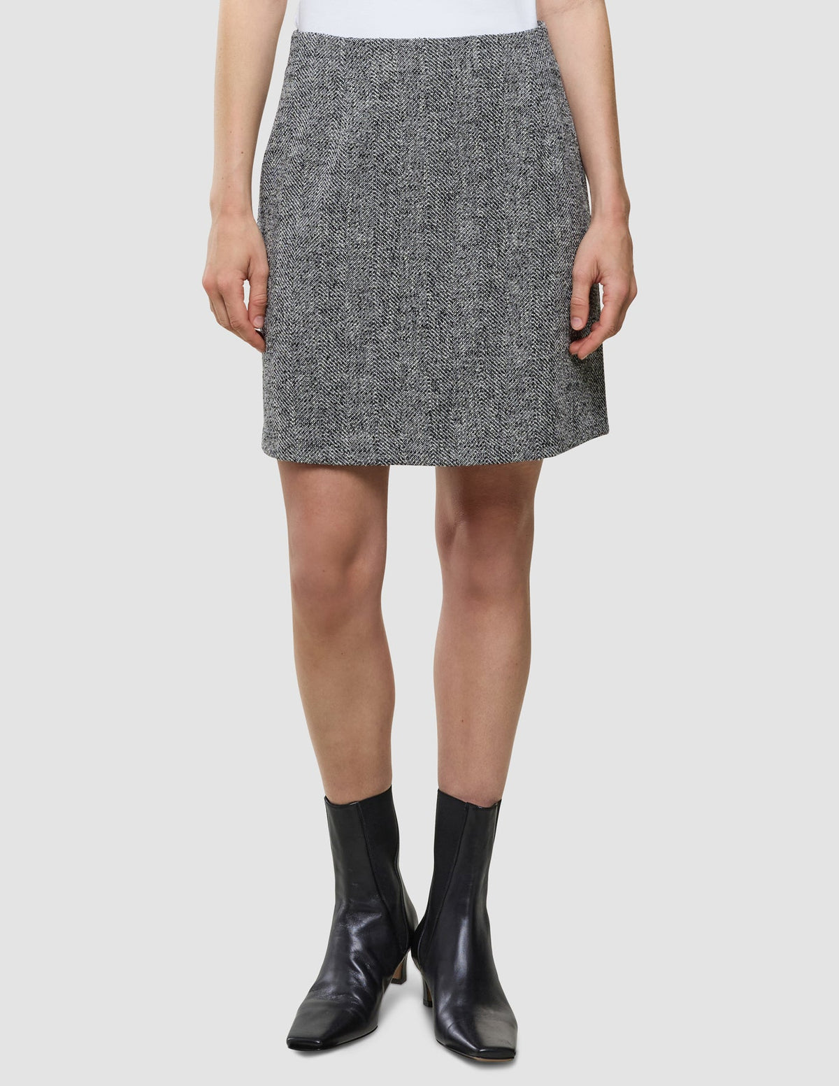 Women Ashryn Short Skirt Domino Herringbone