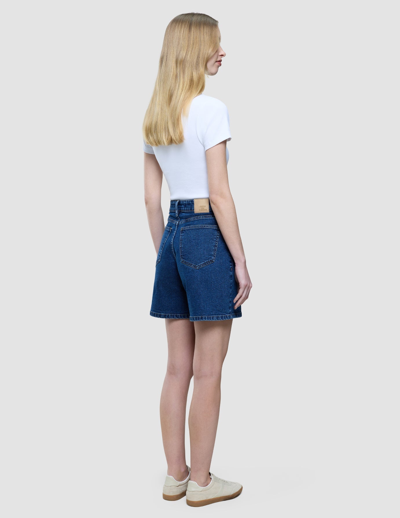 Women Classic Denim Shorts Medium Blue