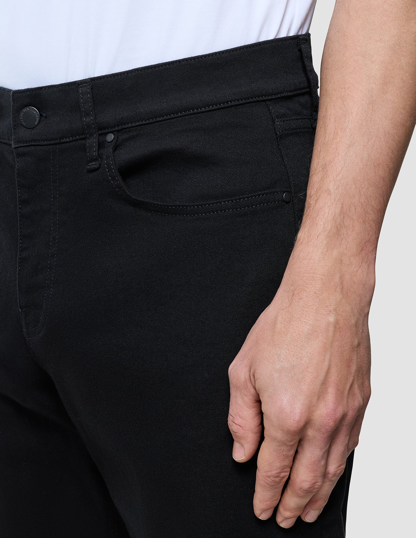 Classic Jeans Regular Stay Black