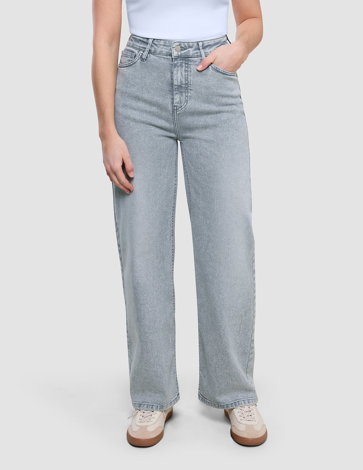 Women's Classic Jeans Relaxed Light Grey Washed