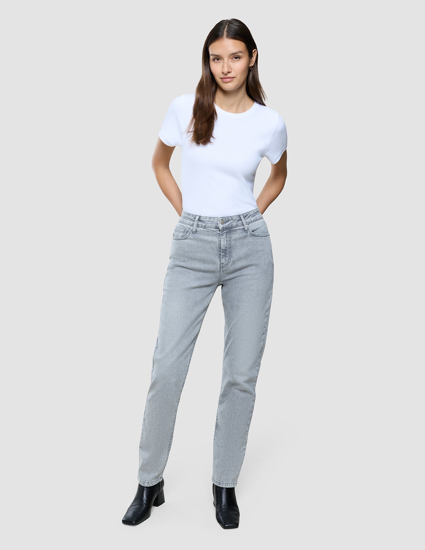 Women's Classic Jeans Tapered Light Grey Washed