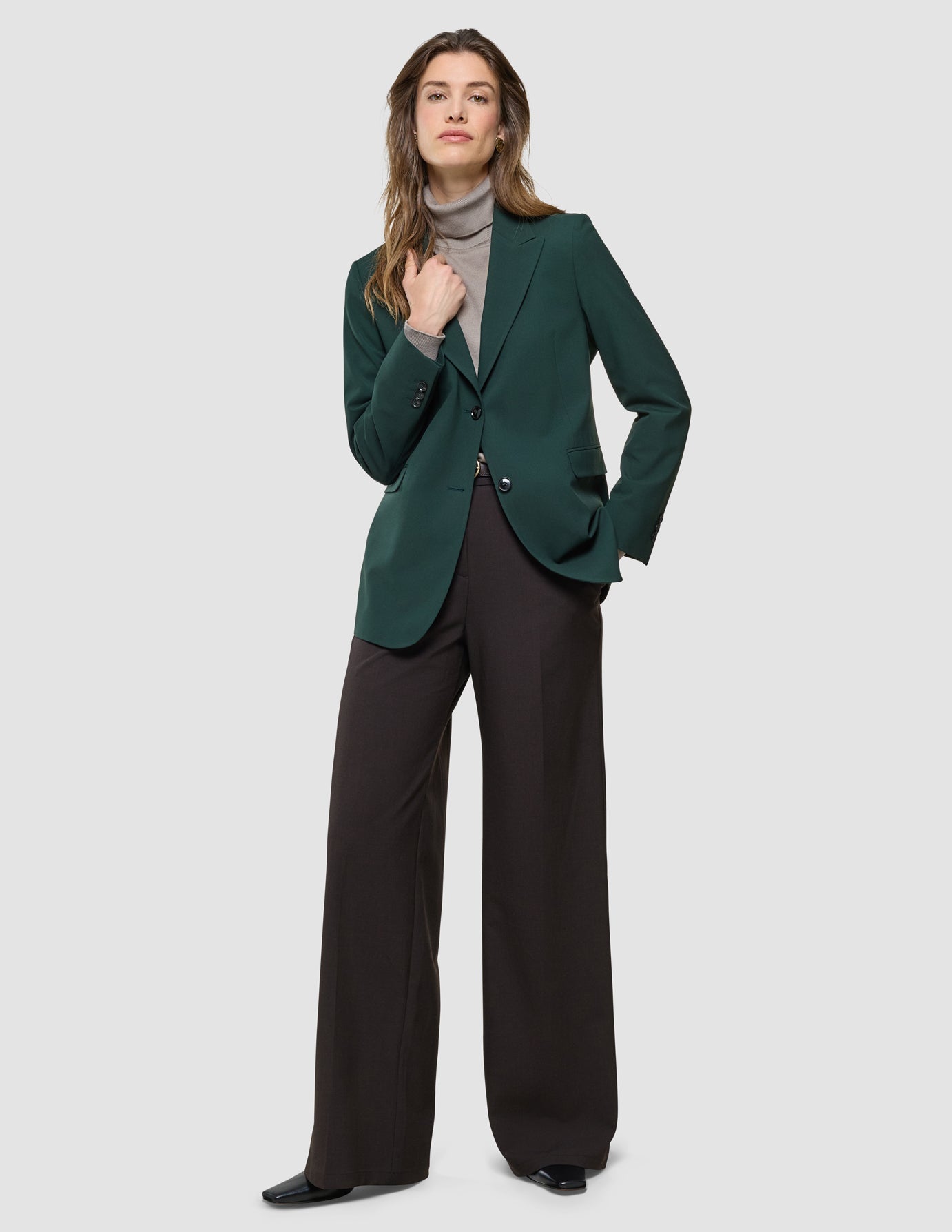 Ease Suit Straight Evergreen