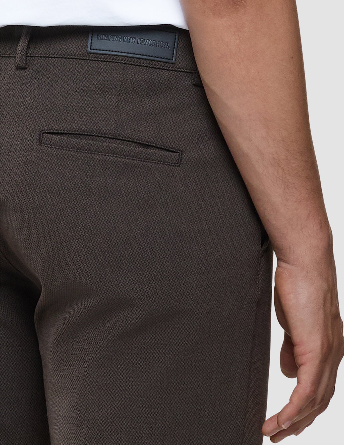 Gen. 2.0 Pants Slim Signature Dark Brown